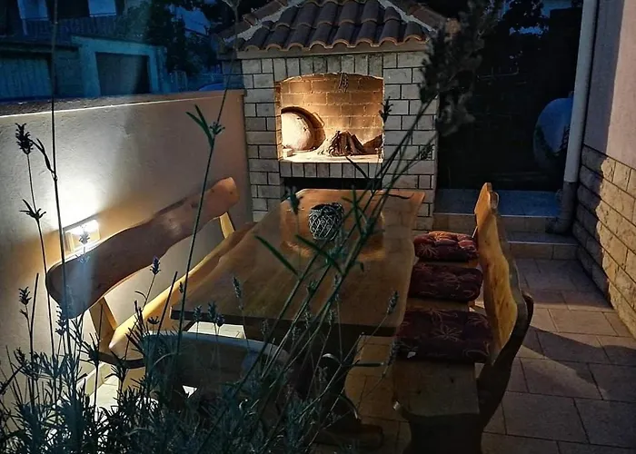Apartmani Lucija