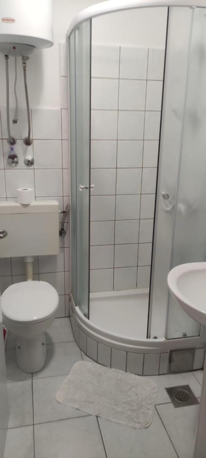 Lucija Apartman *