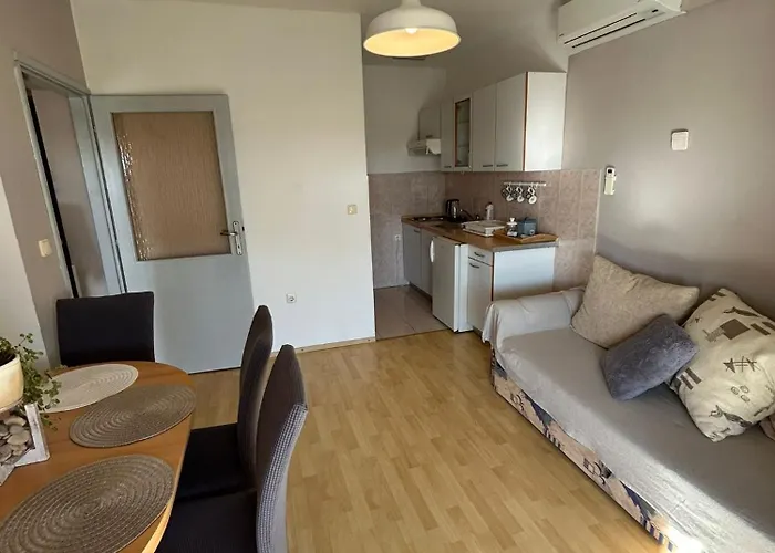 Apartmani Lucija